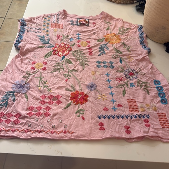 Like new! Johnny Was Katie Relaxed Drape 100 % Cotton raw hem Tee J13524 -2 - Picture 4 of 17